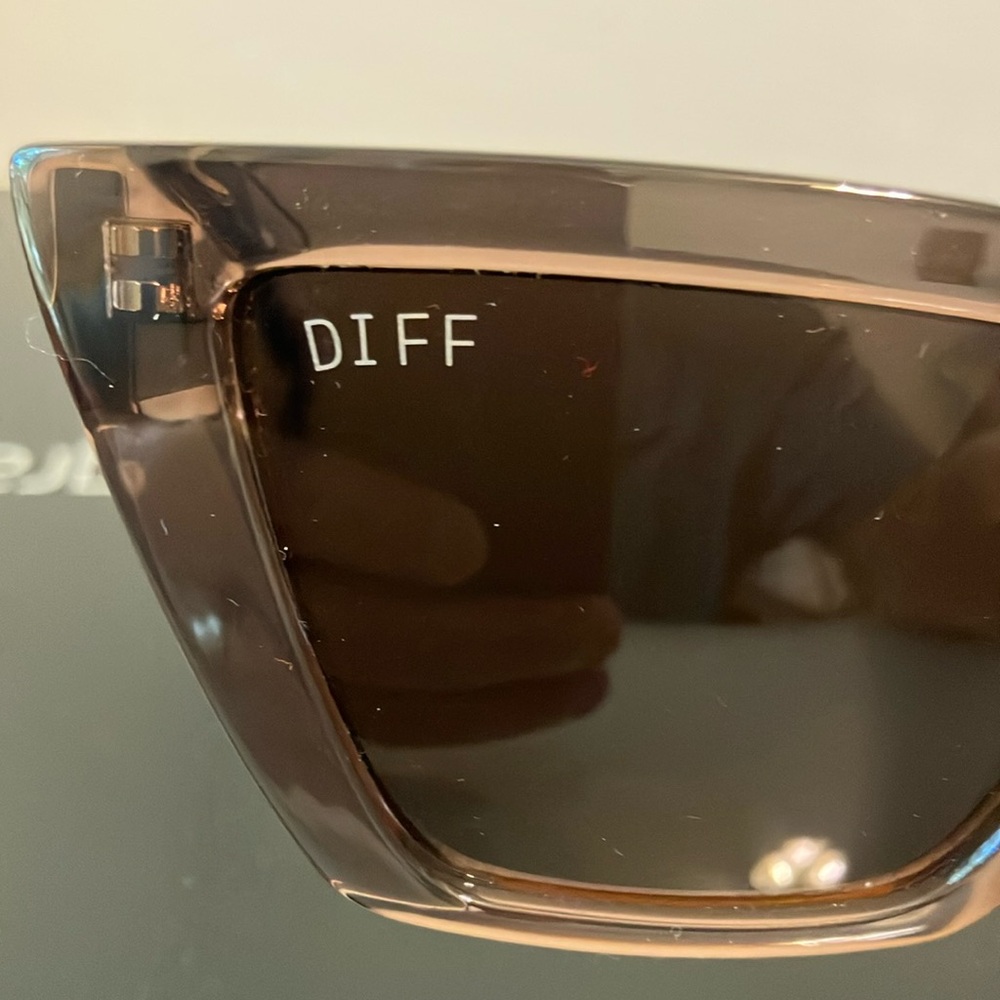 Women's Winona Milky Tan Brown Sunglasses Sunglasses - Picture 7 of 8